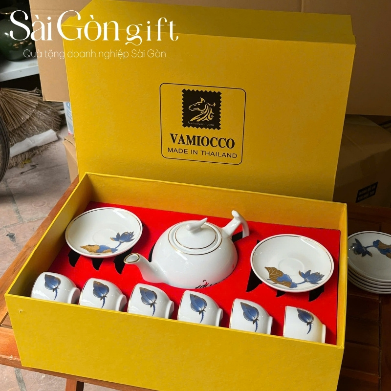 Ấm chén quà tặng in logo