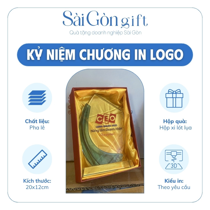 Kỷ Niệm Chương Pha Lê In Logo Quà Tặng Kỷ Niệm SG-KNC07
