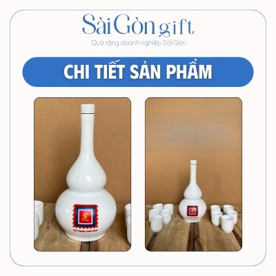 Chi tiết logo in decal trên chai rượu kèm hộp quà lót lụa