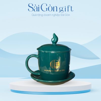 Cốc Màu Dáng Lùn Kèm Nắp Đĩa In Logo Quà Tặng Nhân Viên SG-CS14