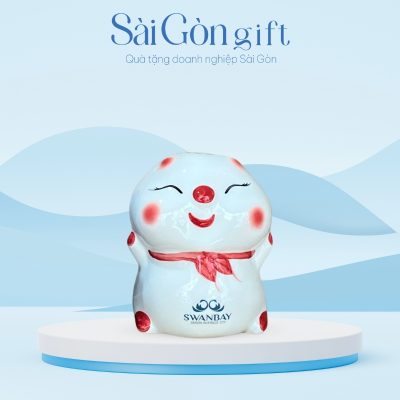 Heo Đất Tiết Kiệm 2 Kiểu Dáng Màu Trắng Phối Đỏ In Logo Quà Tặng Nhân Viên SG-HD13