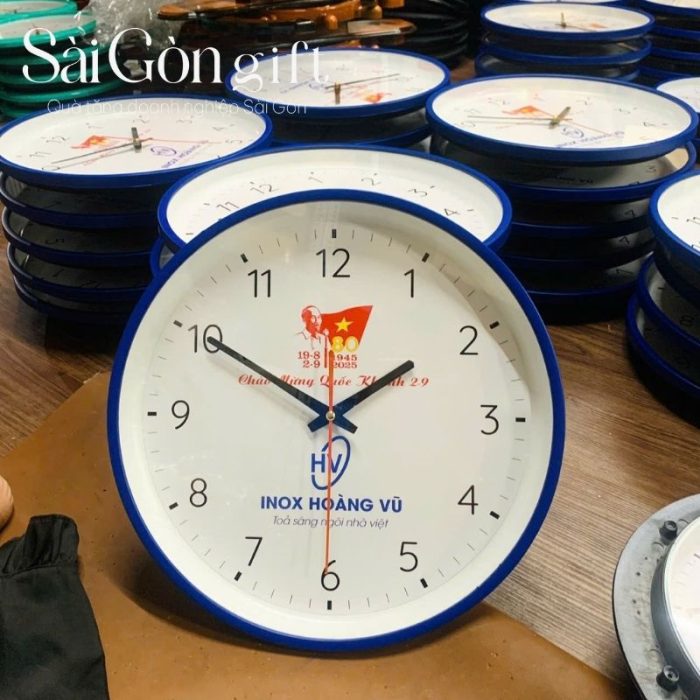 Đồng Hồ Treo Tường Hình Tròn In Logo Quà Tặng Kỷ Niệm Quốc Khánh Việt Nam 2/9 SG-DH12