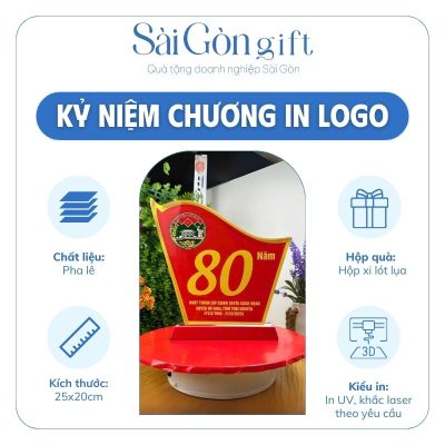 Kỷ Niệm Chương Pha Lê In Logo Quà Tặng Cán Bộ Nhân Viên Ngày Kỷ Niệm SG-KNC17