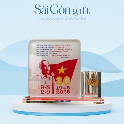 Kỷ Niệm Chương Pha Lê Quà Tặng Kỷ Niệm 80 Năm Quốc Khánh Nước Việt Nam SG-KNC18