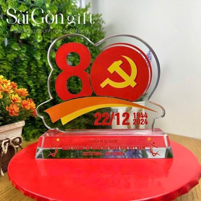 Cúp Pha Lê Quà Tặng Kỷ Niệm 80 Năm Thành Lập Quân Đội Nhân Dân Việt Nam SG-KNC19