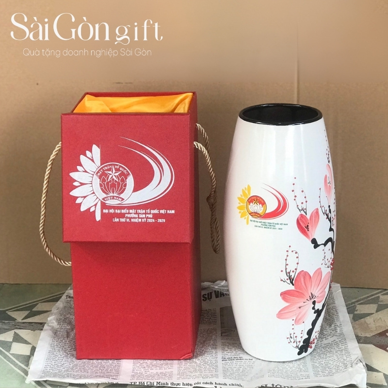 Bình hoa quà tặng đại hội MTTQ