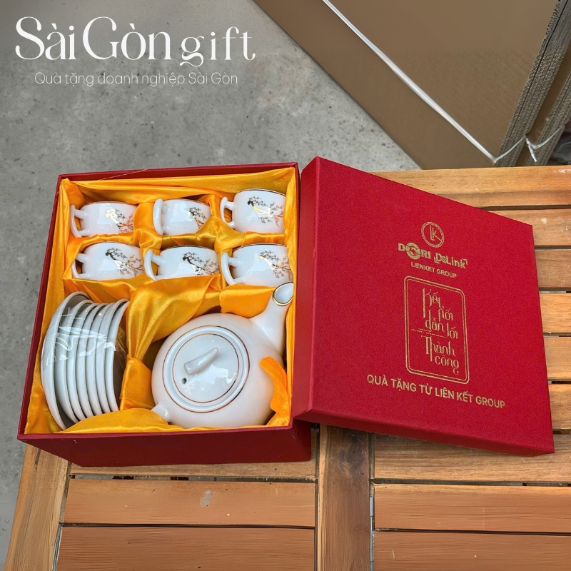 Hộp xi lót lụa quà tặng