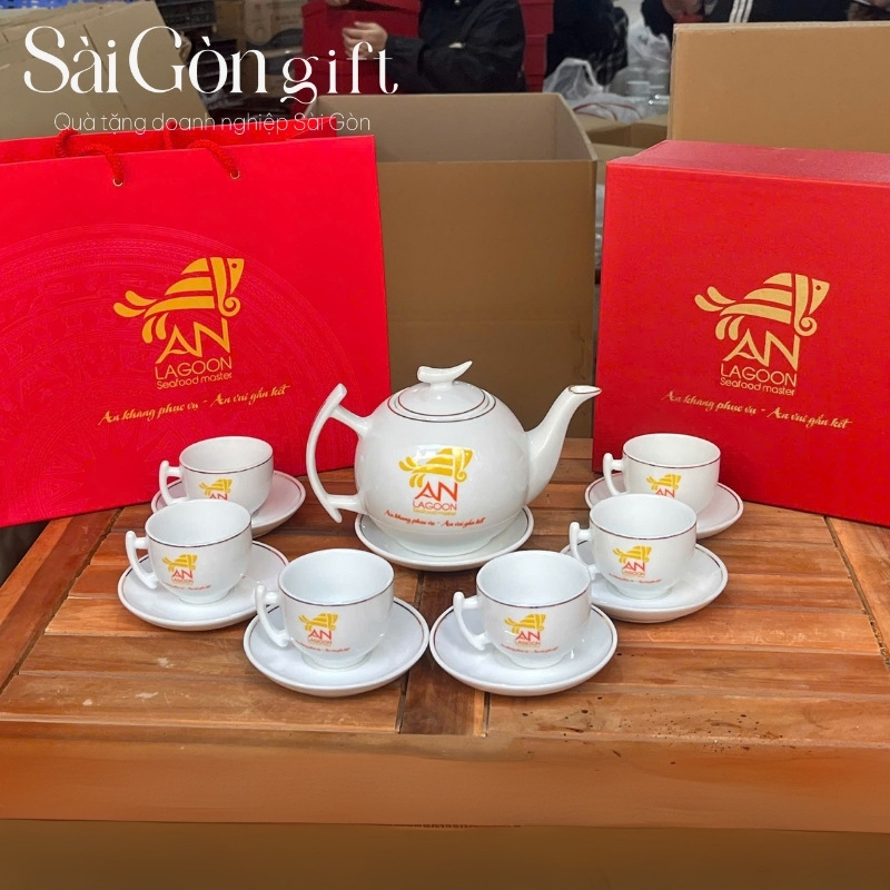 Bộ ấm chén in logo quà tặng