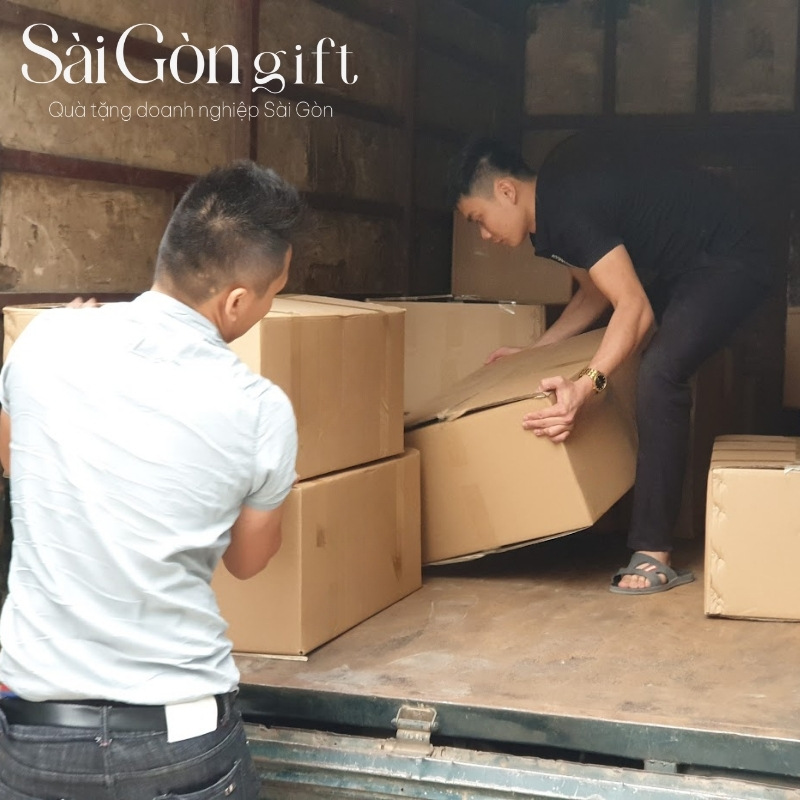 Đóng gói ấm chén quà tặng