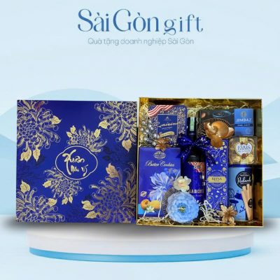 Bộ Quà Tết 2026 Xuân Như Ý Hộp Xanh Ép Kim Hoa Vàng SG-QT03 - Ảnh đại diện