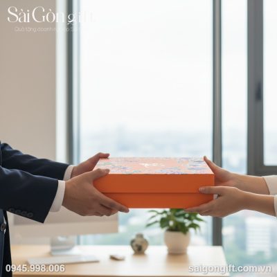 Hộp Quà Tết Sắc Xuân SG-QT01 | Quà Tặng Đối Tác, Khách Hàng